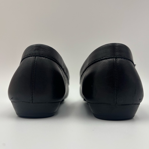 Salvatore Ferragamo Black Leather Casual Loafers ✨ - Picture 3 of 11